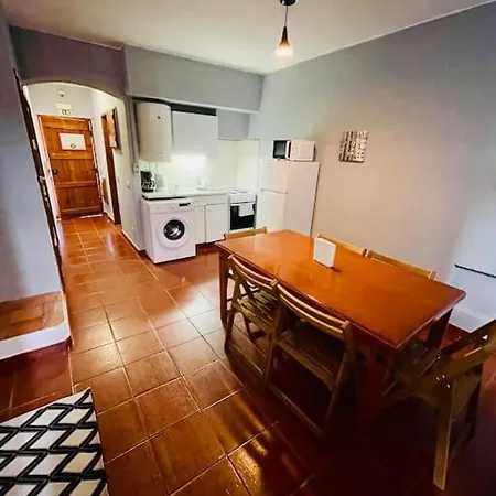 Apartment T2, Da Oura *