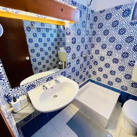 T2, Da Oura Apartamento