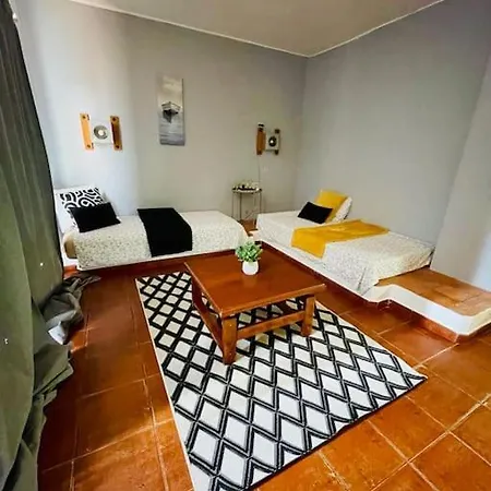 Apartamento T2, Da Oura *