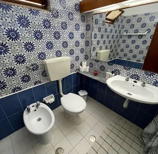 T2, Da Oura Apartman *