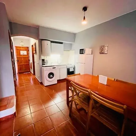 Apartment T2, Da Oura